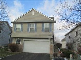 809 Kassie Ct, Hopkins, MN 55343