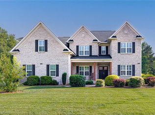 2708 Pfafftown Forest Dr, Winston Salem, NC 27106