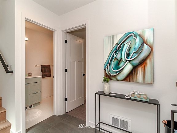3rd image of 2644 A NW 59th Street