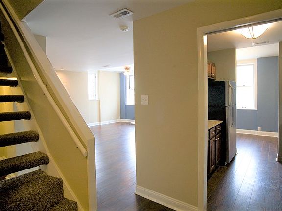5th image of 1052 S Kingshighway Blvd #J
