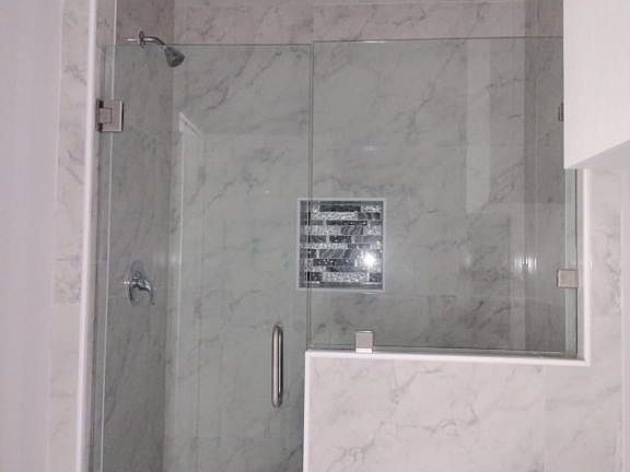 5th image of 3804 N Robin Ave #1