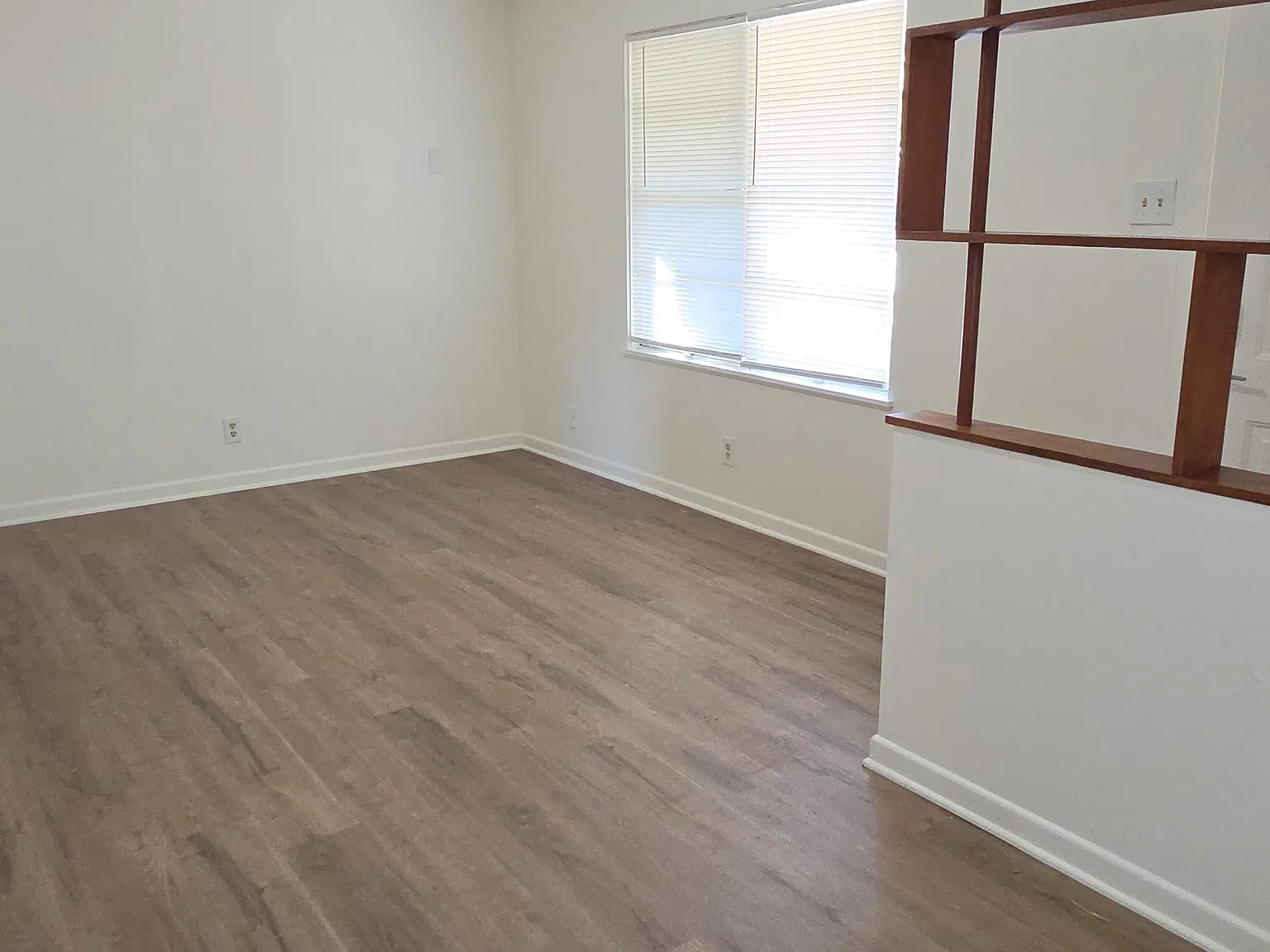 3 bed, 1070 sqft, $2,300 — Photo 4