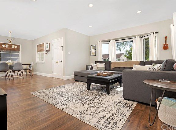 5th image of 4603 Knoxville Ave