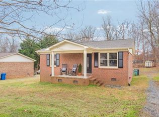 408 E Taylor St, Landis, NC 28088