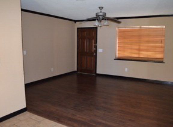 4th image of 104 Frankens St