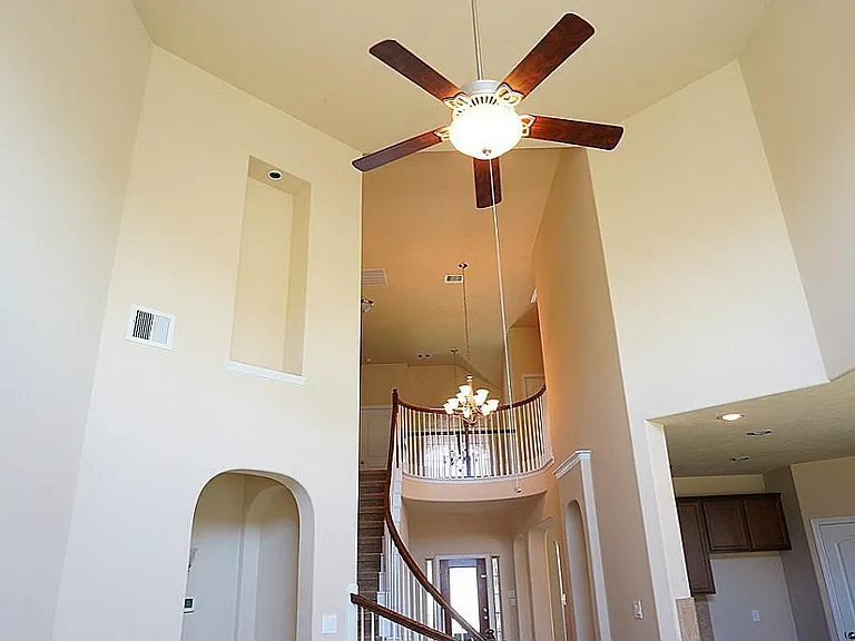 3319 Hawkins Glen Ln — Photo 15