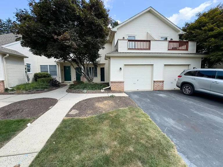162 Lindfield Cir — Photo 1