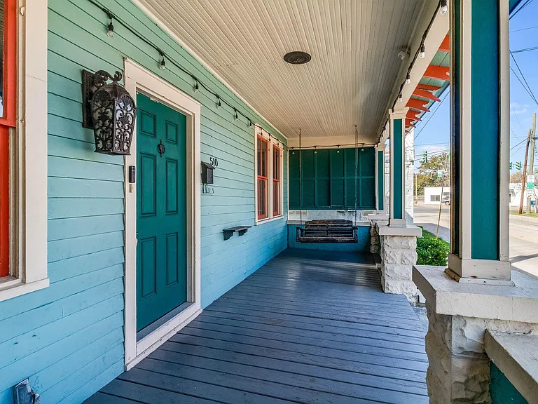 510 Garfield St — Photo 2