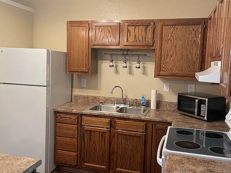 2500 Maymont Ct — Photo 11