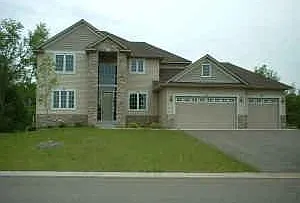 5 bed, 4167 sqft, $6,000 — Photo 1