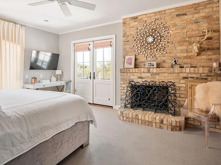 2701 Scenic Dr — Photo 20