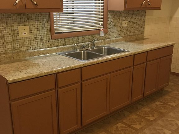 4th image of 5039 S Hermitage Ave #1