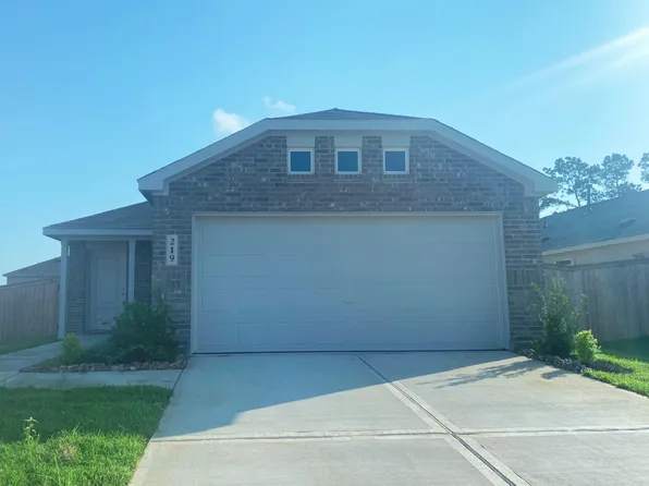 219 Farray Forest Ln, Magnolia, TX 77354