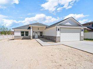 125 Katrina Dr, Del Rio, TX 78840