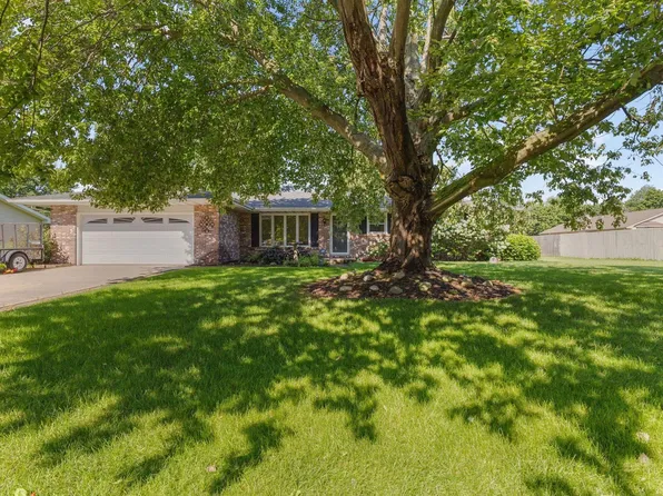 50733 Buckboard Trl, Granger, IN 46530