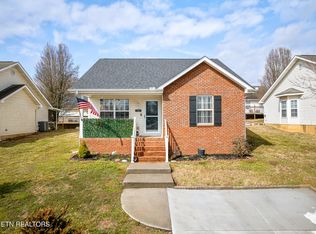 1709 Watauga St, Sevierville, TN 37876