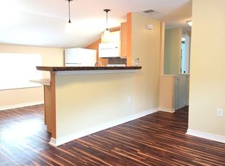 312 1/2 S Alabama Ave, Deland, FL 32724