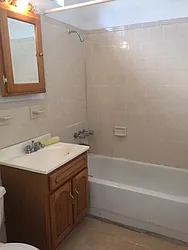 Rented by Roberto Guilbet, LREB
