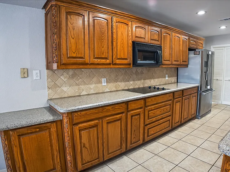6425 Heidelburg Ct — Photo 9