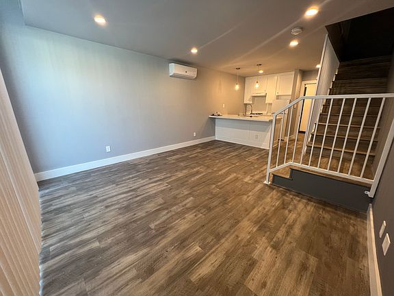 2nd image of 4014 Emerald St #1