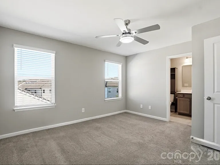 12009 Chesapeake Mallard Dr — Photo 11