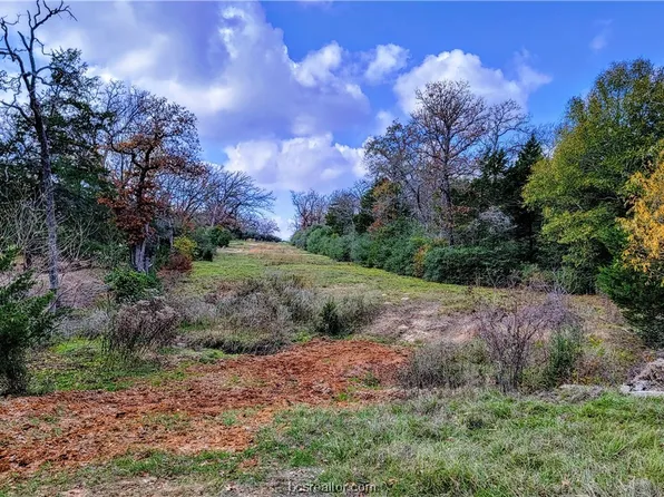 21 Yorkshire Trl, Franklin, TX 77856