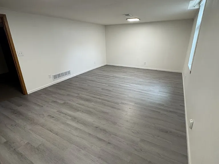840 N Waddington Ave — Photo 21