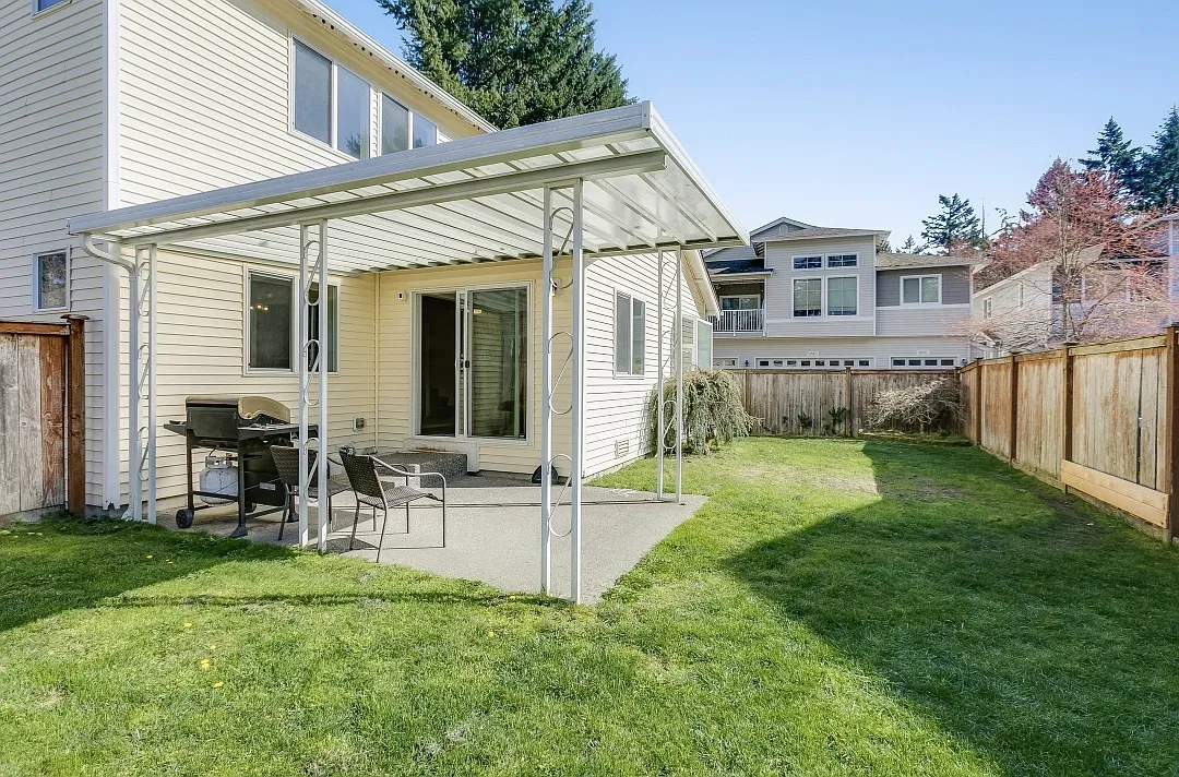3 bed, 2.5 bath, 1631 sqft, $2,900 — Photo 2