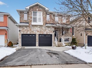 1418 Stoneridge Dr, Kingston, ON K7M 9H5