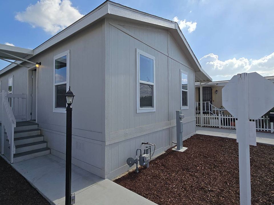 1st image of 1045 N Azusa Ave #47