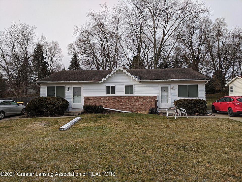 1st image of 2822/2824 Skyway Ln