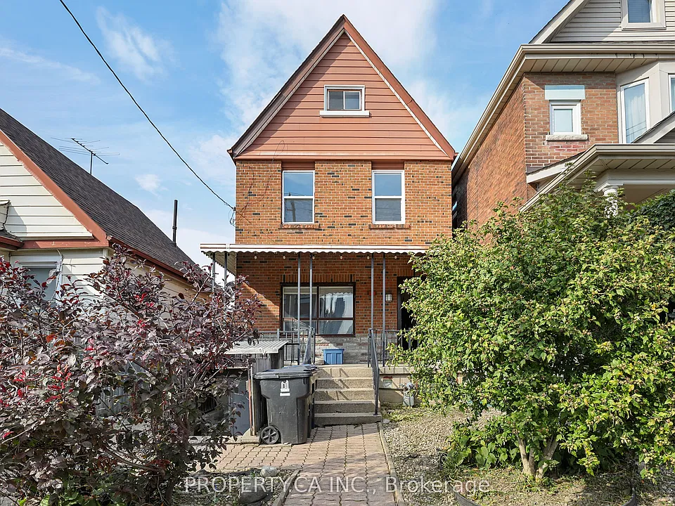 22 Lappin Ave #3