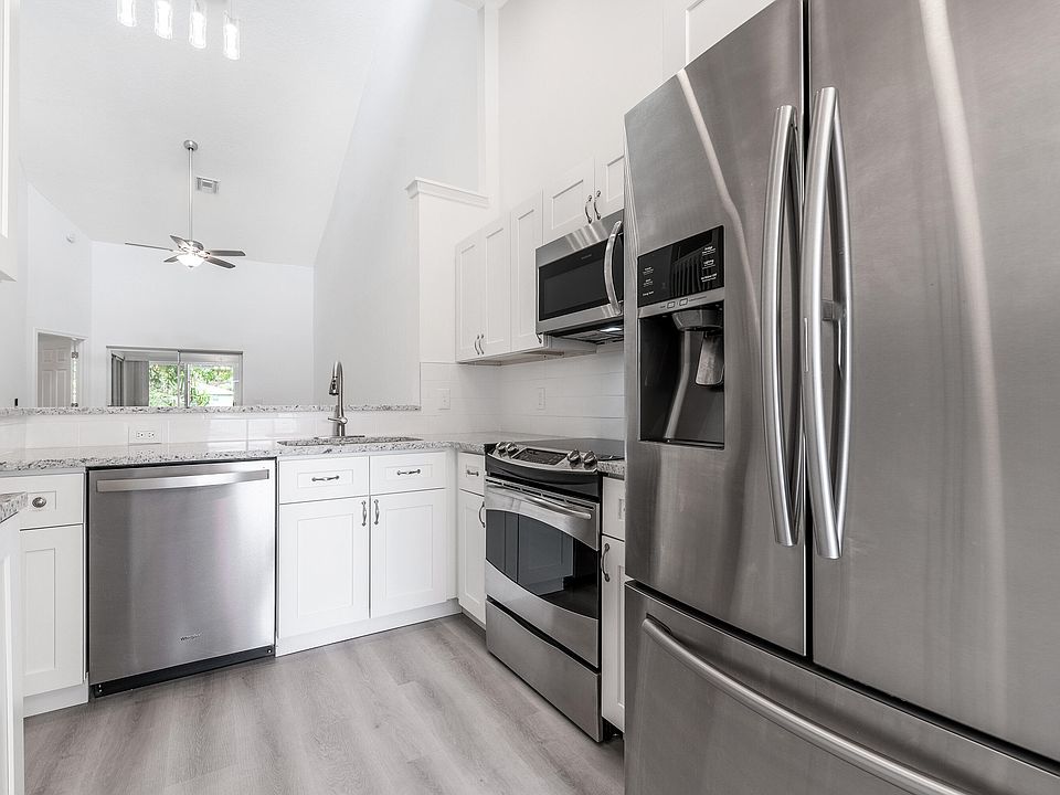 1st image of 12698 Westhampton Circle