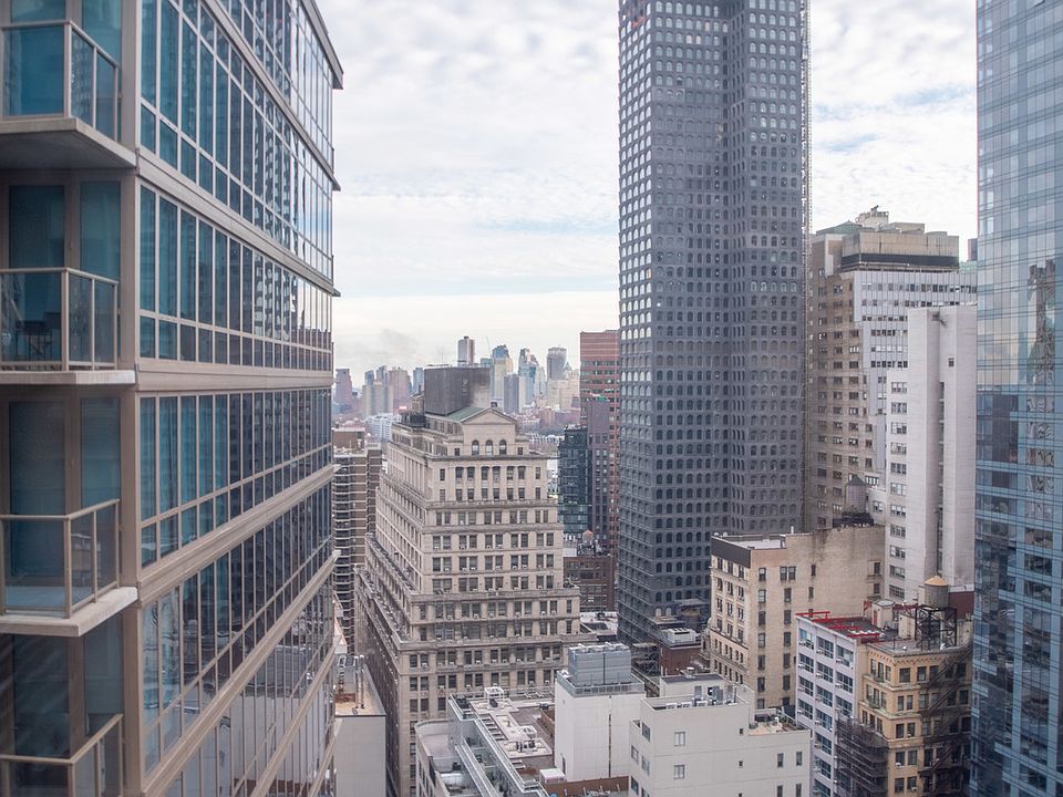 1st image of 15 Park Row APT 23B