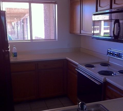 4th image of 7494 E Earll Dr APT 311
