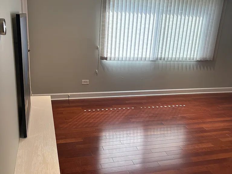 560 Vine Ave #203 — Photo 3