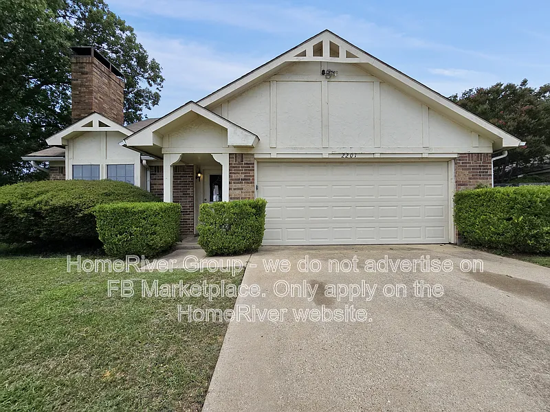 2201 Homecraft Ln