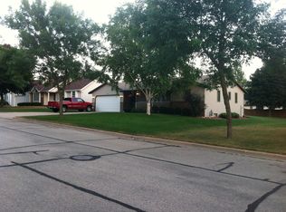 2514 Pecan St, Green Bay, WI 54311