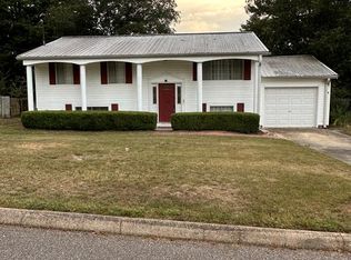86 Jones Ave, Newton, AL 36352
