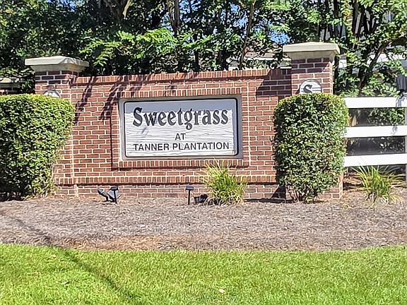 2nd image of 1311 Weavers Way
