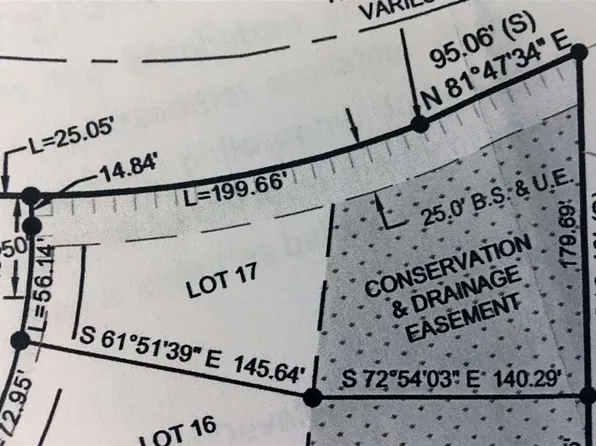 2130 Royal Ridge Cir, Manhattan, KS 66503