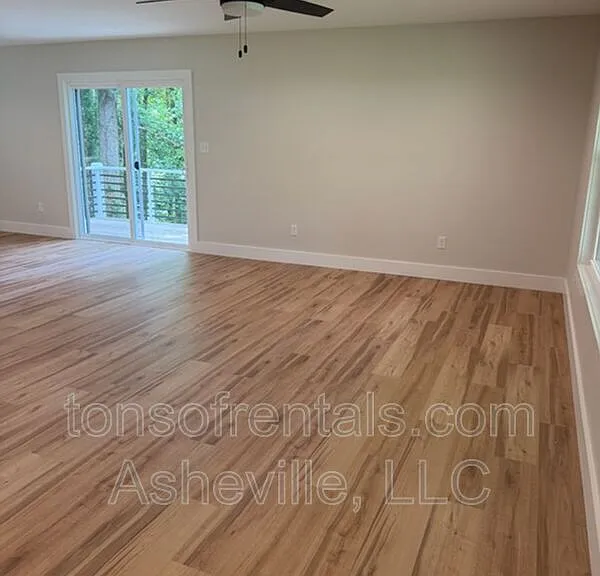 6 Tracy Ln — Photo 4