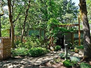 325 Dellwood Dr, Eugene, OR