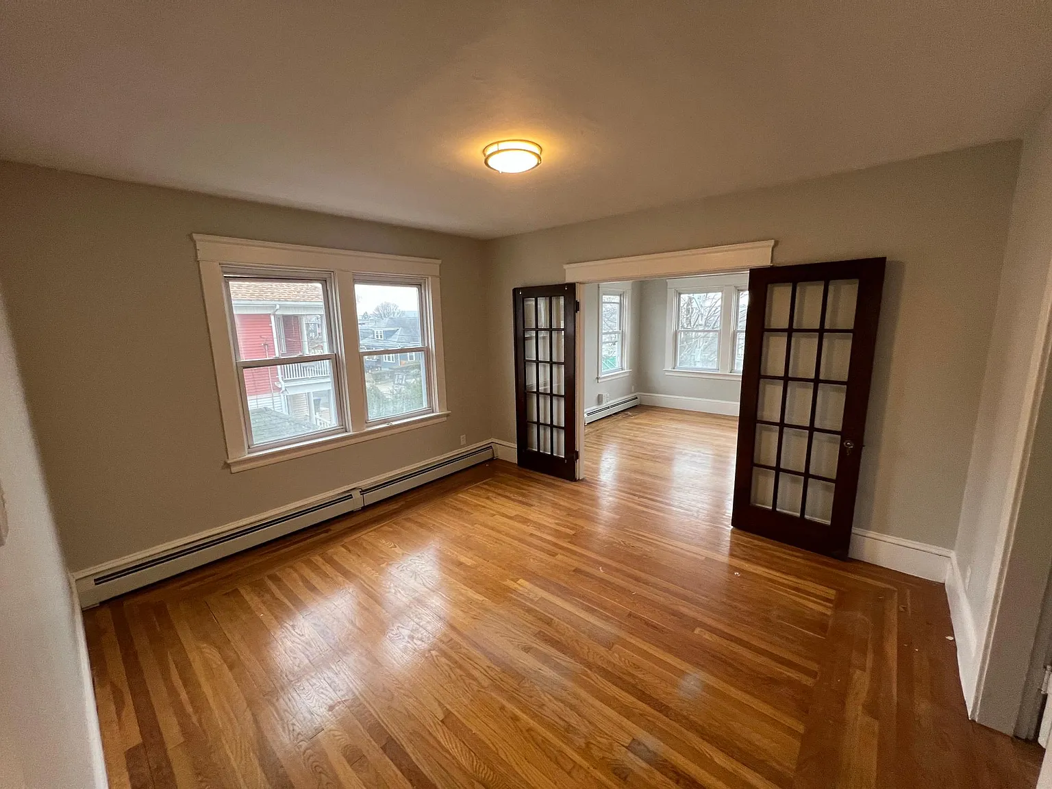 99 Leah St — Photo 3