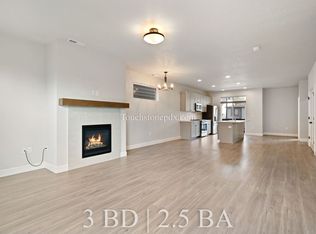 12949 SE Creekside Ter, Happy Valley, OR 97086