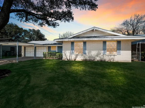 5107 Crusade Dr, San Antonio, TX 78218
