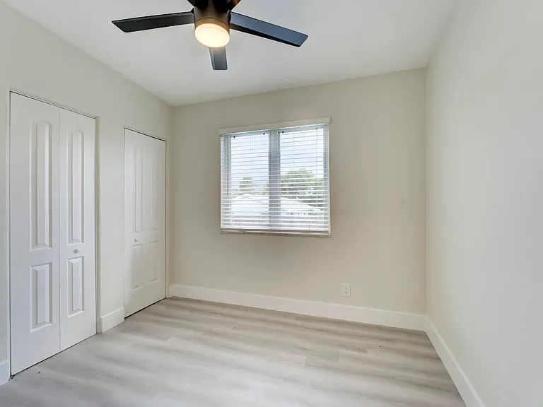840 Bradley St — Photo 20