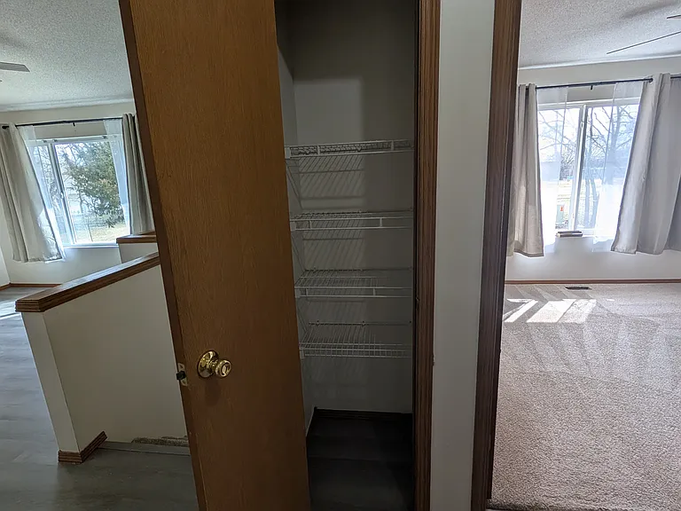 1448 N Glancey St — Photo 19