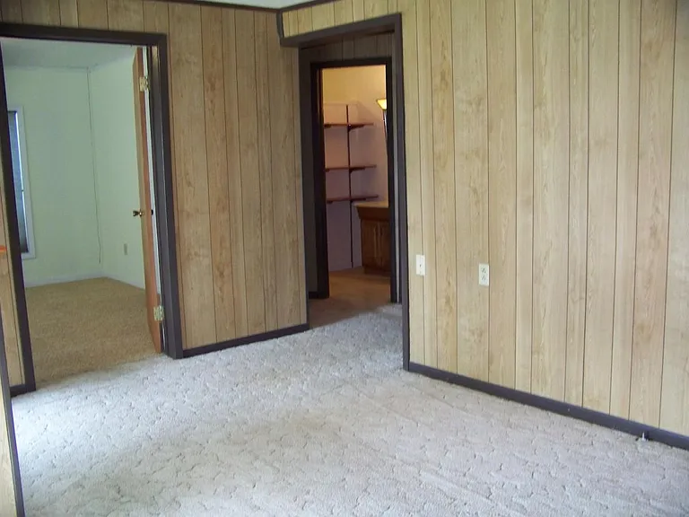 801 Wood Springs Rd — Photo 5