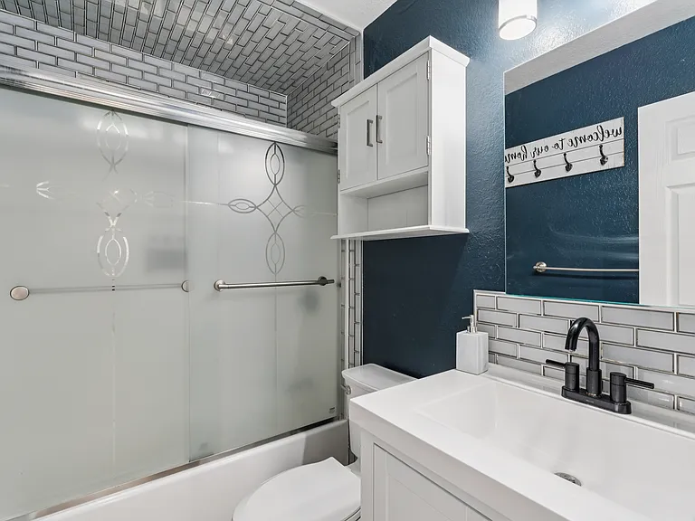 893 Sierra Vista Dr — Photo 13